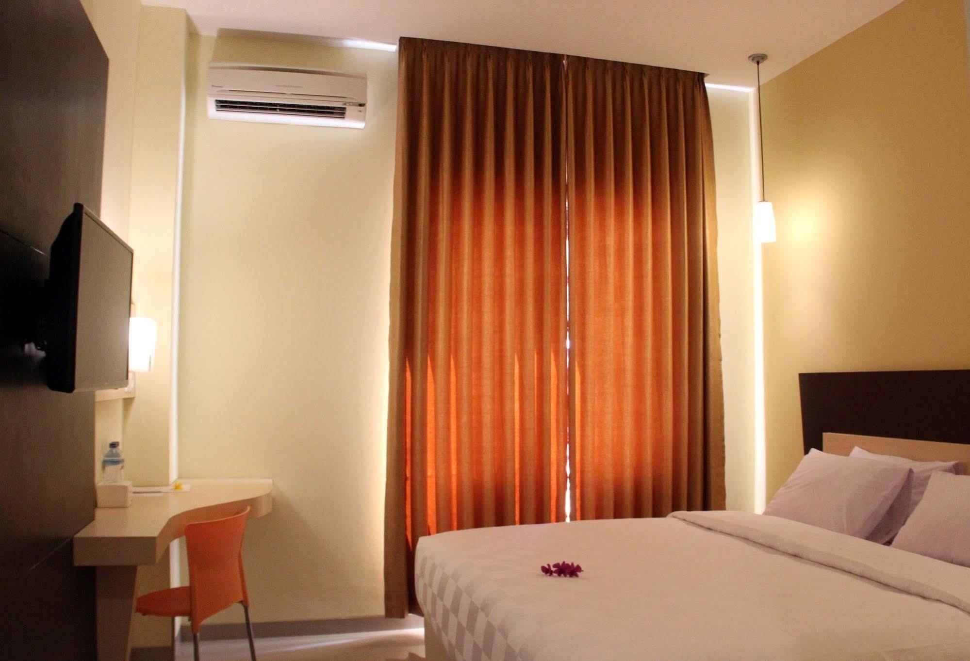 M Hotel Mataram Ngoại thất bức ảnh