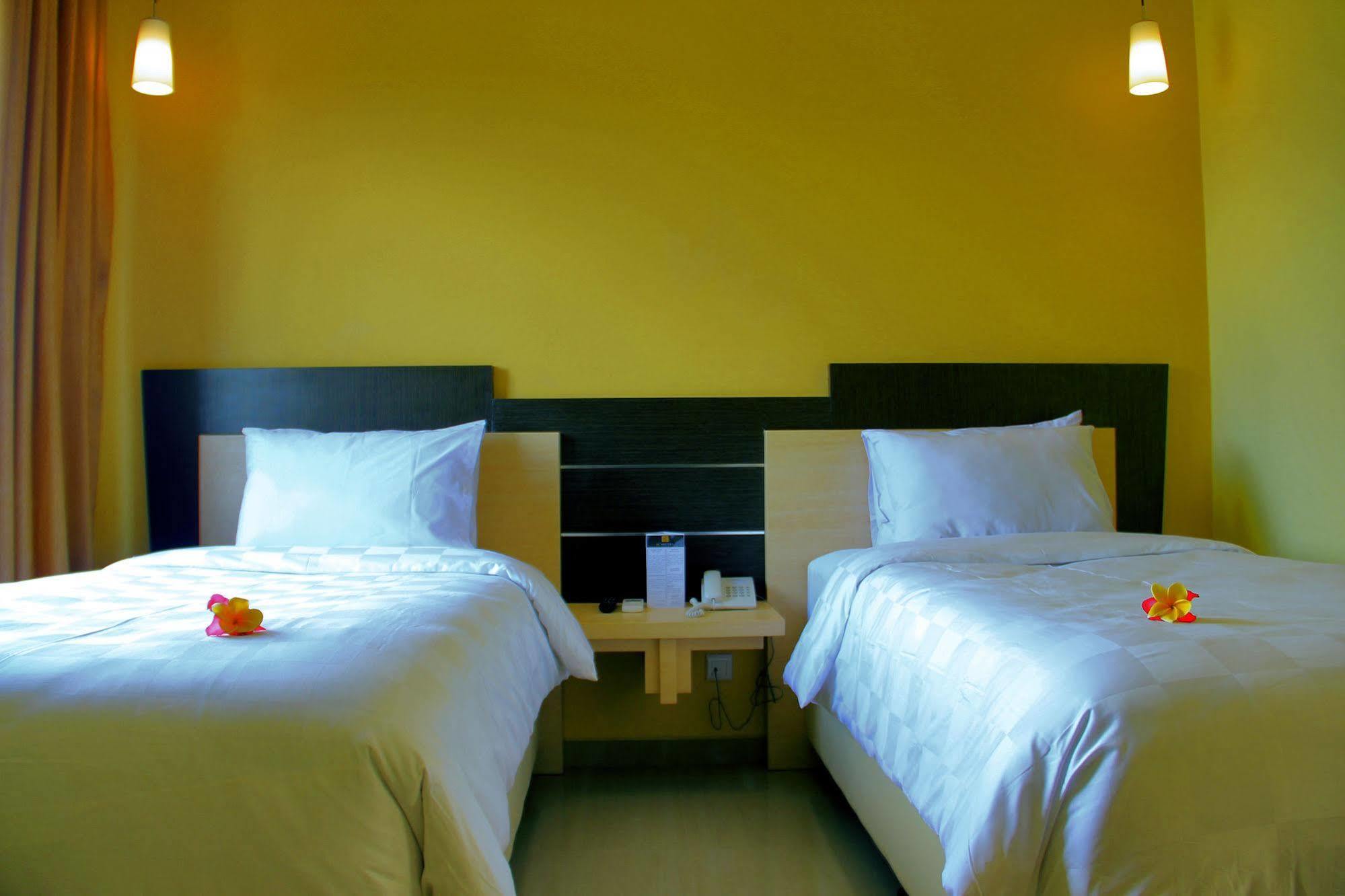 M Hotel Mataram Ngoại thất bức ảnh